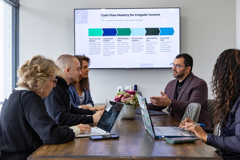 Go Workspace Interior 20