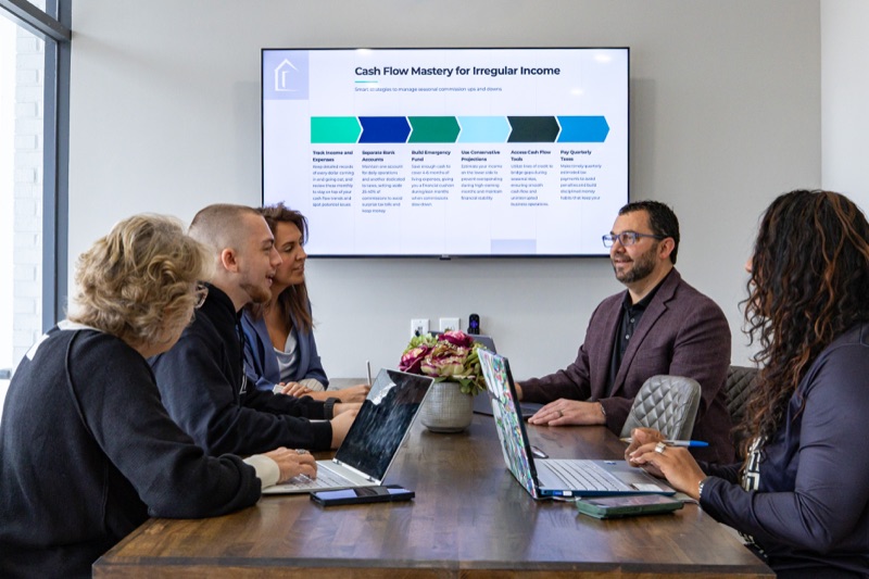 Go Workspace Interior 23