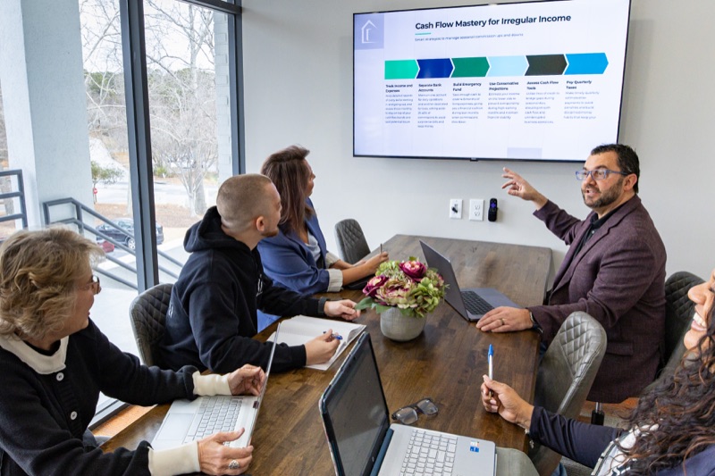 Go Workspace Interior 27